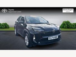 Black Used 2024 Toyota Yaris Hybrid Hatchback | £22,688 (A bit pricey)