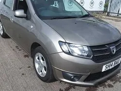Beige Used 2014 Dacia Sandero Lauréate Hatchback | £2,489 (Fair price)