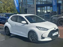 White Used 2022 Toyota Yaris Hybrid Design Hatchback | £14,326 (Good price)