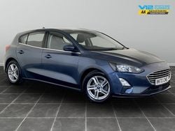Blue Used 2020 Ford Focus Zetec Hatchback | £6,995 (Super price)