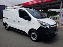 White Used 2016 Vauxhall Vivaro Van | £8,250 (Good price)