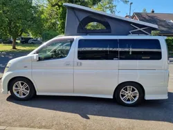 White Used 2004 Nissan Elgrand MPV | £19,995