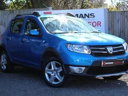 Blue Used 2015 Dacia Sandero Lauréate Hatchback | £5,995 (Expensive)