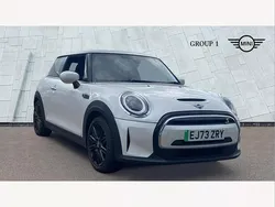 White Used 2023 Mini Cooper S Level 2 Hatchback | £17,650 (Fair price)