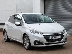 White Used 2016 Peugeot 208 Allure Hatchback | £9,950 (Expensive)