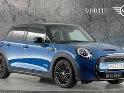 Blue Used 2022 Mini Cooper S Exclusive Hatchback | £21,297 (Fair price)