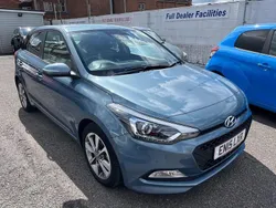 Blue Used 2015 Hyundai i20 Premium Hatchback | £8,490 (Fair price)
