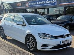 White Used 2017 VW Golf VII SE Hatchback | £11,995 (Fair price)