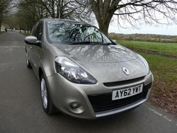 Beige Used 2012 Renault Clio IV Dynamique Hatchback | £3,790 (Super price)