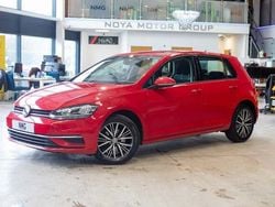 Red Used 2018 VW Golf VII SE Hatchback | £9,699 (Good price)