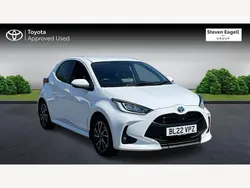 White Used 2022 Toyota Yaris Hybrid Design Hatchback | £16,601 (Fair price)