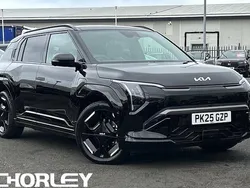Black Used 2025 Kia EV3 2 SUV | £38,645
