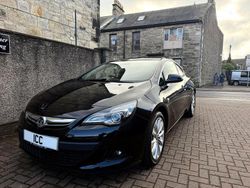 Black Used 2015 Vauxhall Astra GTC SRi Hatchback | £4,495 (Fair price)