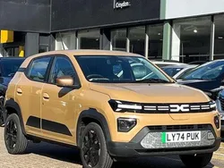 New 2024 Dacia Spring Extreme Hatchback | £11,349 (Fair price)