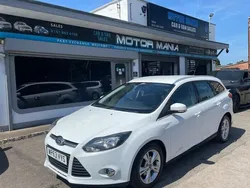 White Used 2013 Ford Focus Zetec Estate | £2,995 (Good price)