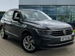 Dolphin grey metallic black Used 2022 VW Tiguan Life SUV | £19,209 (Fair price)