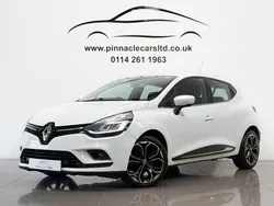 White Used 2017 Renault Clio IV Dynamique Hatchback | £7,250 (Fair price)