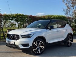 White Used 2019 Volvo XC40 R-Design Pro SUV | £24,999 (A bit pricey)