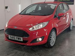 Red Used 2015 Ford Fiesta Zetec Hatchback | £5,750 (Fair price)