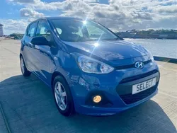 Blue Used 2016 Hyundai i10 Hatchback | £4,999 (Fair price)