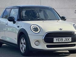 White Used 2019 Mini Cooper Hatch Hatchback | £10,683 (Good price)