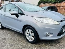 Silver Used 2012 Ford Fiesta Titanium Hatchback | £2,495 (Good price)