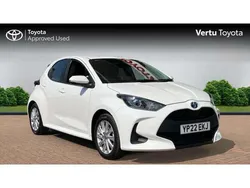 White Used 2022 Toyota Yaris Hybrid Hatchback | £16,245 (Good price)