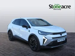 White Used 2025 Renault Symbioz Techno Esprit Alpine SUV | £26,000 (A bit pricey)