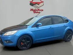 Blue Used 2009 Ford Focus Zetec Hatchback | £1,749 (Good price)