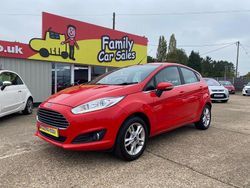 Red Used 2017 Ford Fiesta Zetec Hatchback | £7,995 (Fair price)
