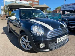 Black Used 2012 Mini Cooper Hatch Hatchback | £3,249 (Good price)