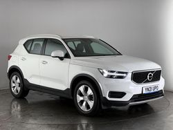 White Used 2021 Volvo XC40 Momentum SUV | £18,000 (Fair price)