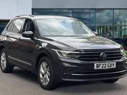 Urano grey Used 2022 VW Tiguan Life SUV | £18,186 (Fair price)