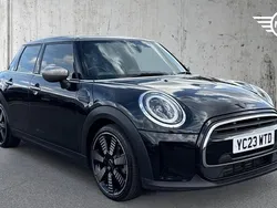 Black Used 2023 Mini Cooper Exclusive Hatchback | £21,790 (Fair price)