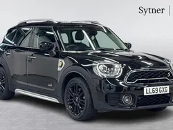 Black Used 2019 Mini Cooper S Countryman Exclusive SUV | £20,500 (A bit pricey)
