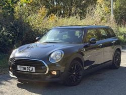 Black Used 2018 Mini Cooper Clubman Estate | £6,700 (Fair price)