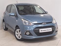 Blue Used 2017 Hyundai i10 Edition Hatchback | £6,998 (A bit pricey)