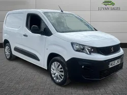White Used 2021 Peugeot Partner MPV | £6,995 (Good price)