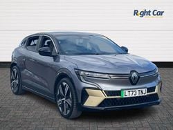 Grey/black Used 2023 Renault Mégane Iconic Hatchback | £20,499 (Fair price)