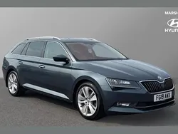 Quartz grey metallic Used 2019 Skoda Superb SE L Executive Estate | £12,471 (Fair price)