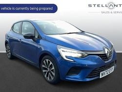 Used 2023 Renault Clio V Evolution Hatchback | £14,616 (Good price)