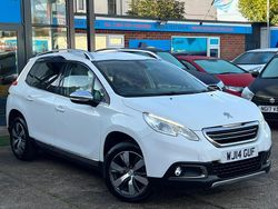 White Used 2014 Peugeot 2008 Allure SUV | £4,480 (Good price)