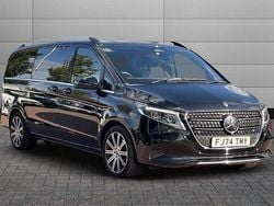 Black Used 2024 Mercedes V300 Premium MPV | £72,595 (Super price)