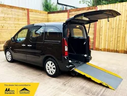 Black Used 2015 Citroën Berlingo MPV | £7,401 (Expensive)