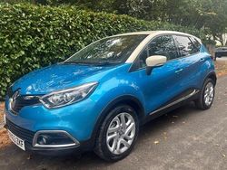 Blue/cream Used 2013 Renault Captur Dynamique SUV | £5,495 (Fair price)