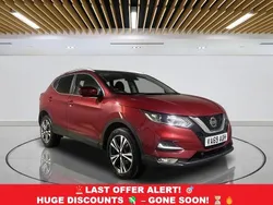 Red Used 2019 Nissan Qashqai N-Connecta SUV | £11,249 (Good price)