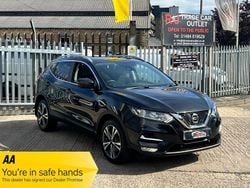 Black Used 2019 Nissan Qashqai N-Connecta SUV | £9,990 (Good price)