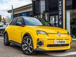 Other Used 2025 Renault R5 Komfort Hatchback | £26,995 (A bit pricey)