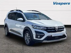 White Used 2022 Dacia Jogger Comfort MPV | £13,689 (Fair price)