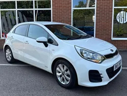 White Used 2015 Kia Rio Hatchback | £5,500 (Fair price)